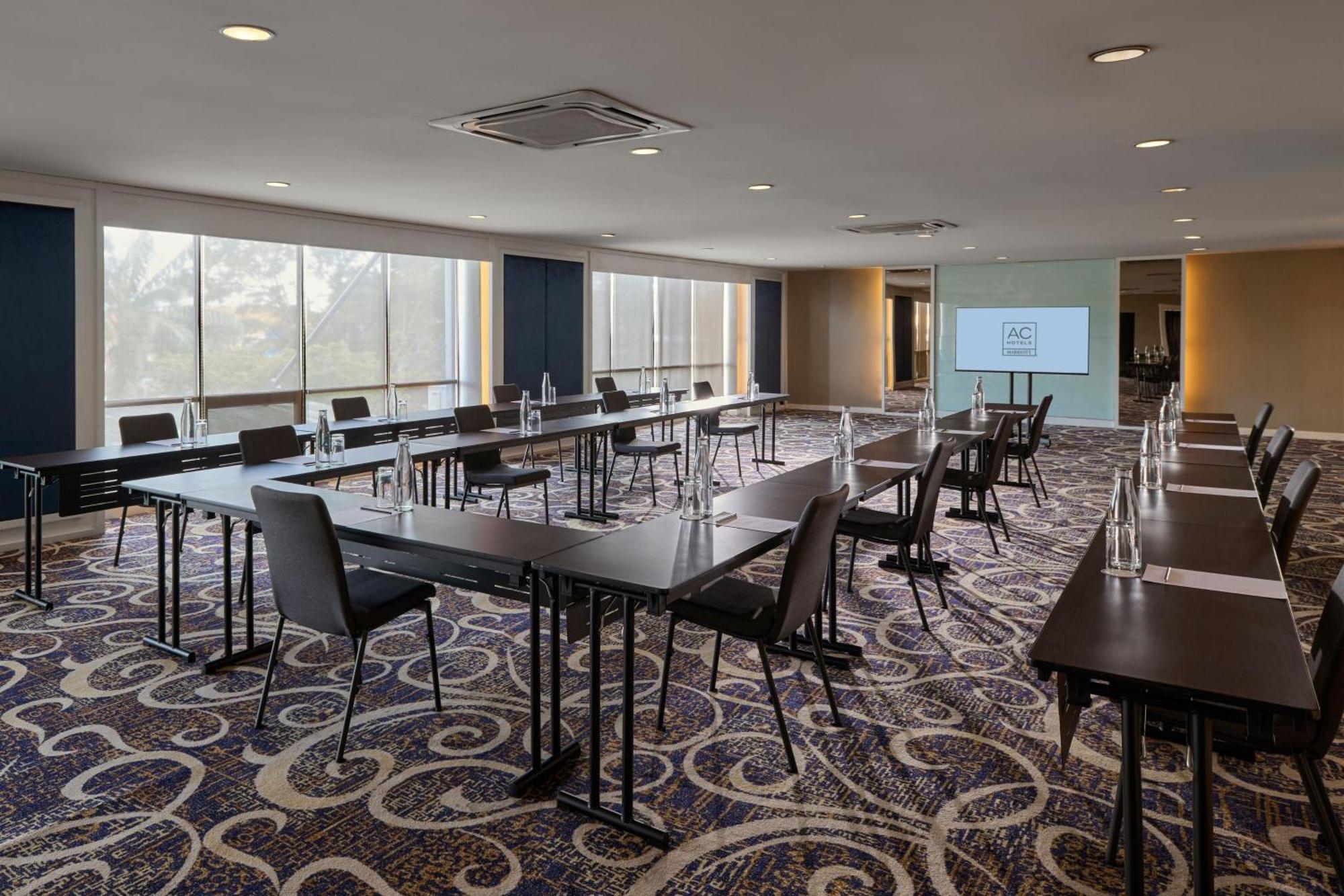 Ac Hotel By Marriott Kuantan Exterior photo