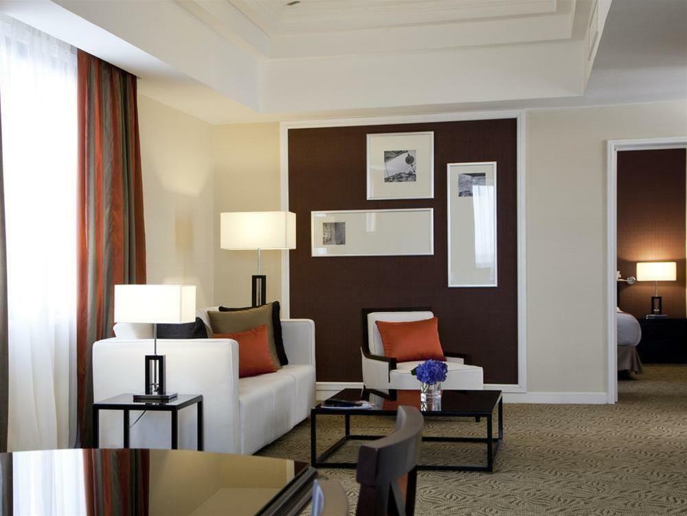 Ac Hotel By Marriott Kuantan Exterior photo