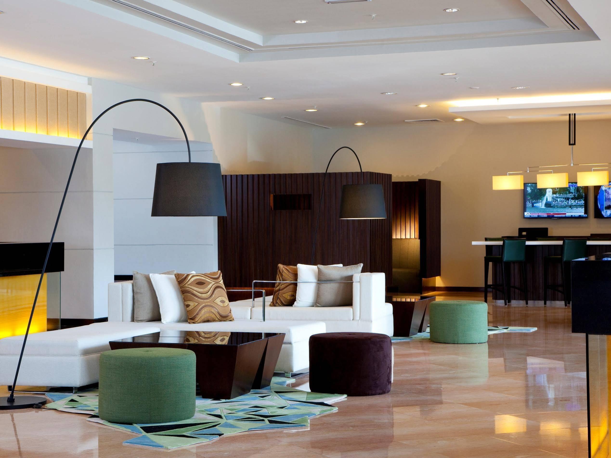 Ac Hotel By Marriott Kuantan Exterior photo